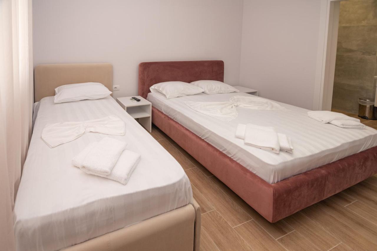 Vlorë Lian'S Rooms מראה חיצוני תמונה