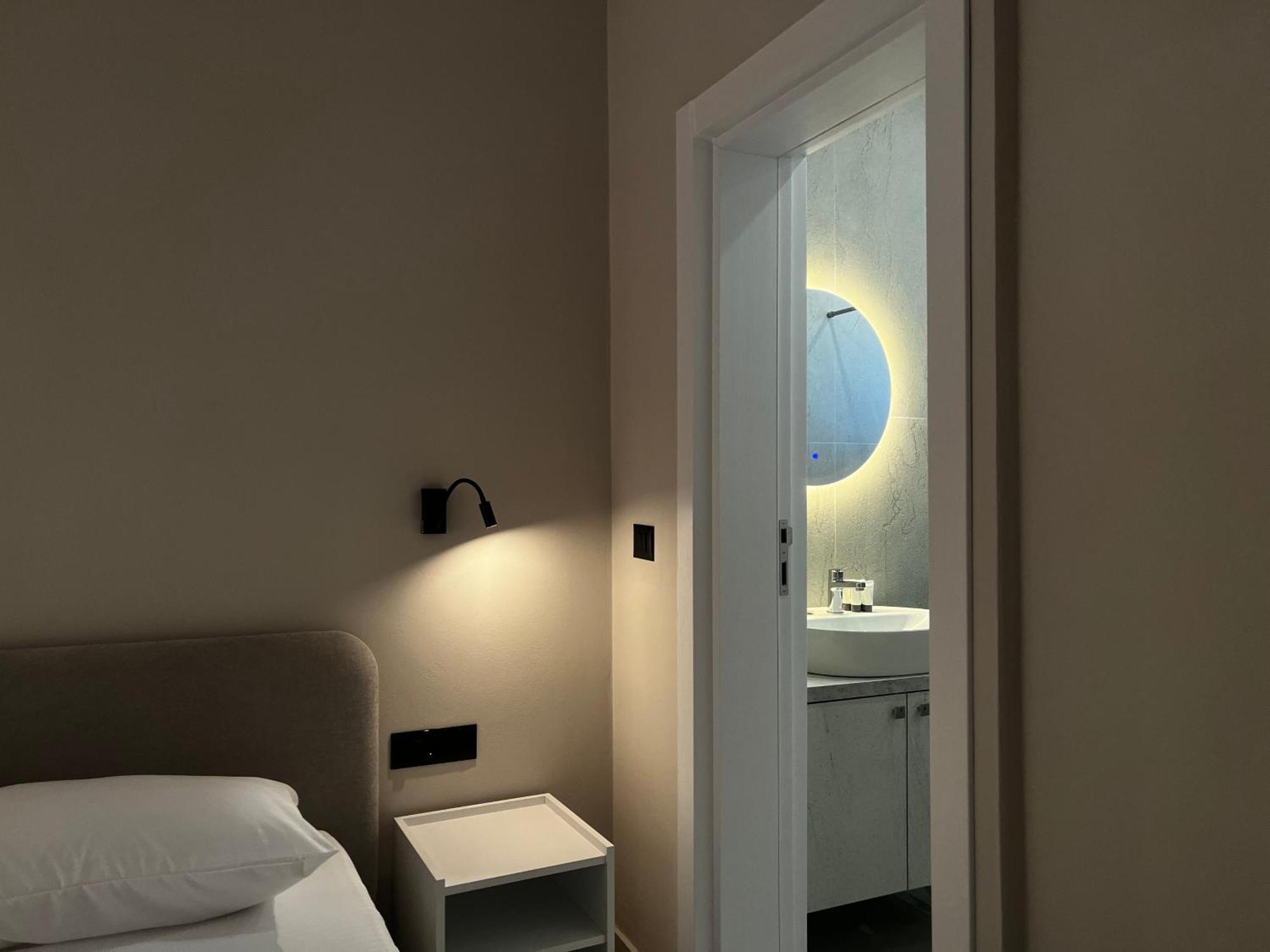 Vlorë Lian'S Rooms מראה חיצוני תמונה