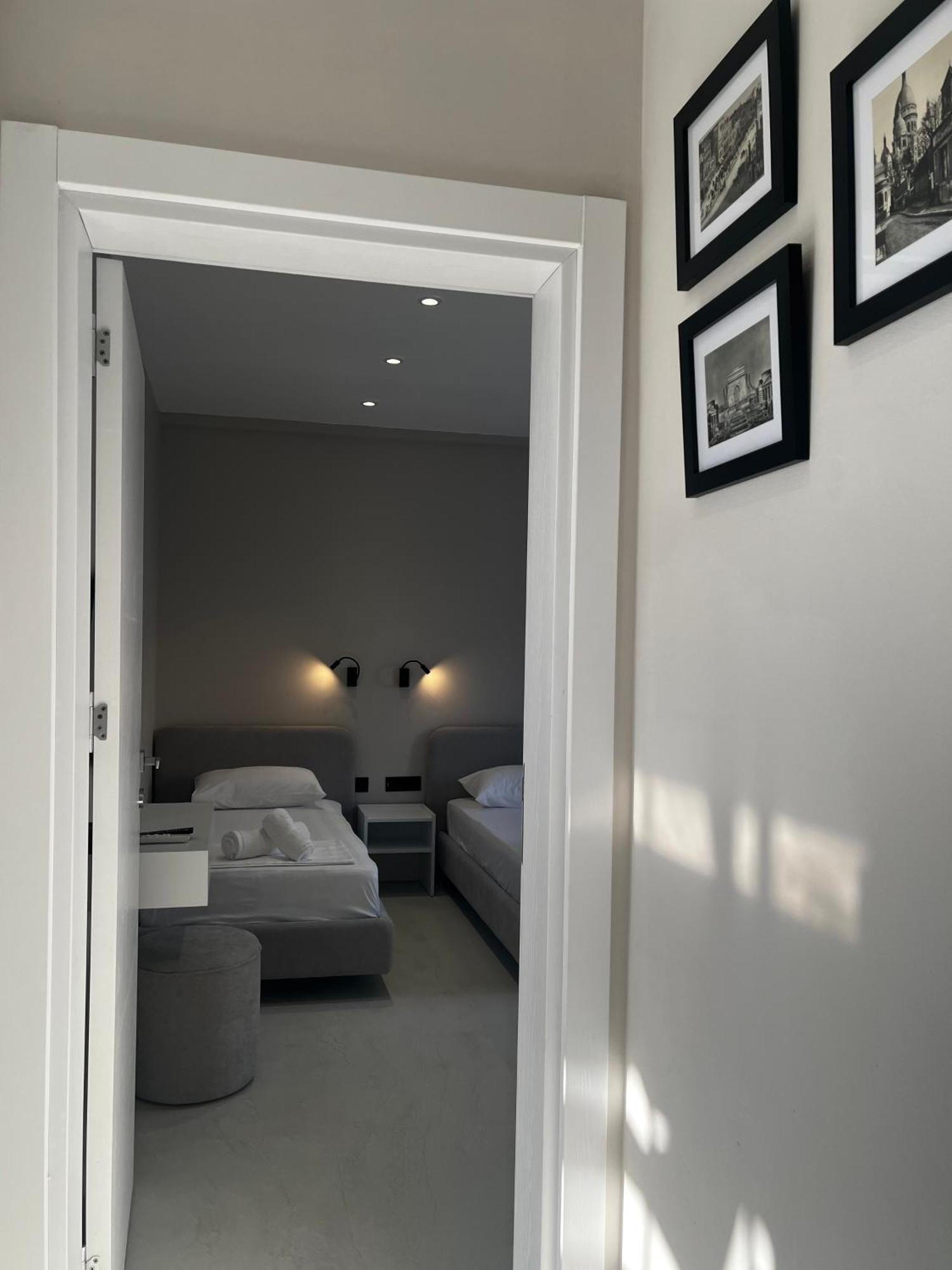 Vlorë Lian'S Rooms מראה חיצוני תמונה