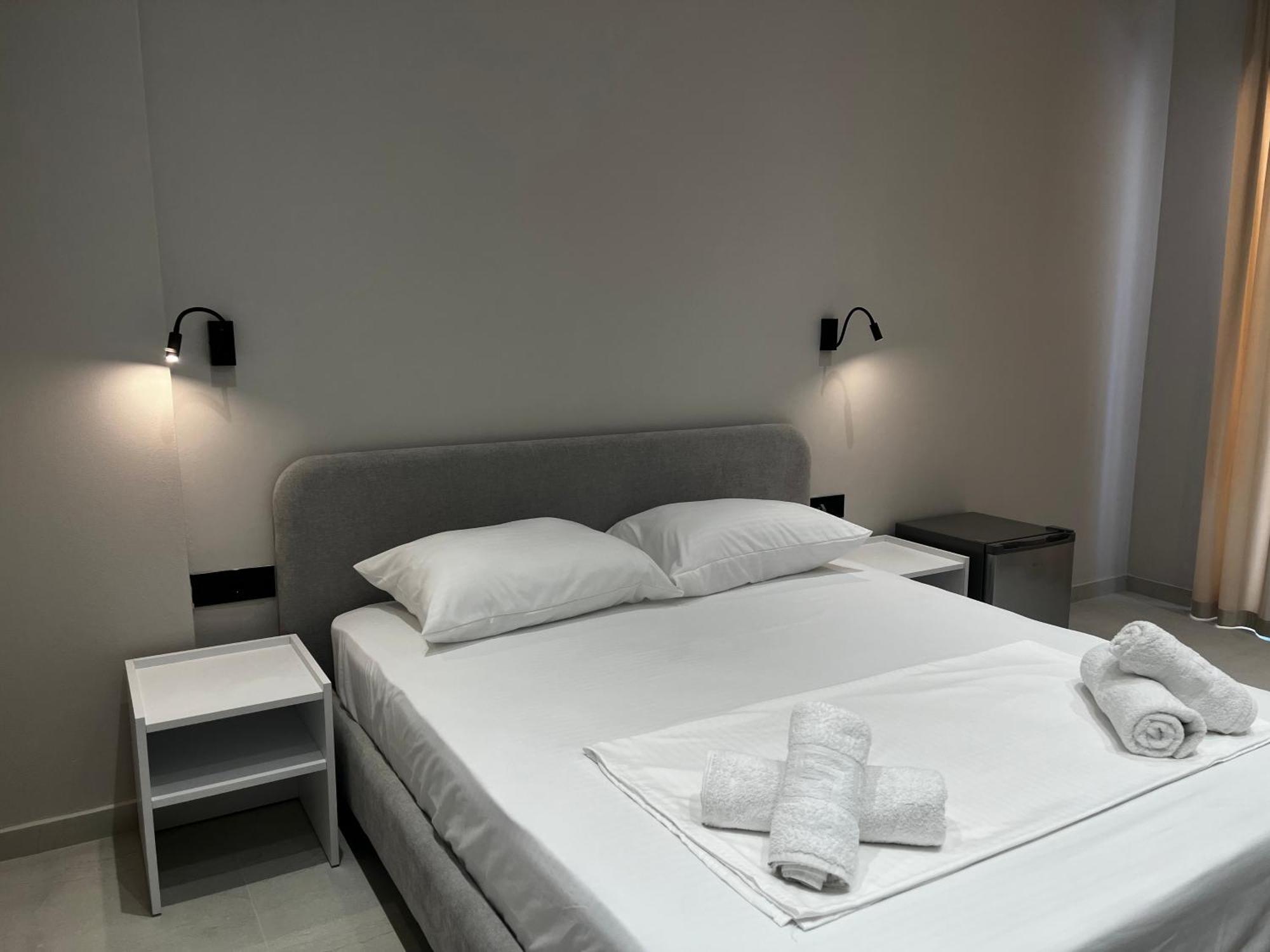 Vlorë Lian'S Rooms מראה חיצוני תמונה