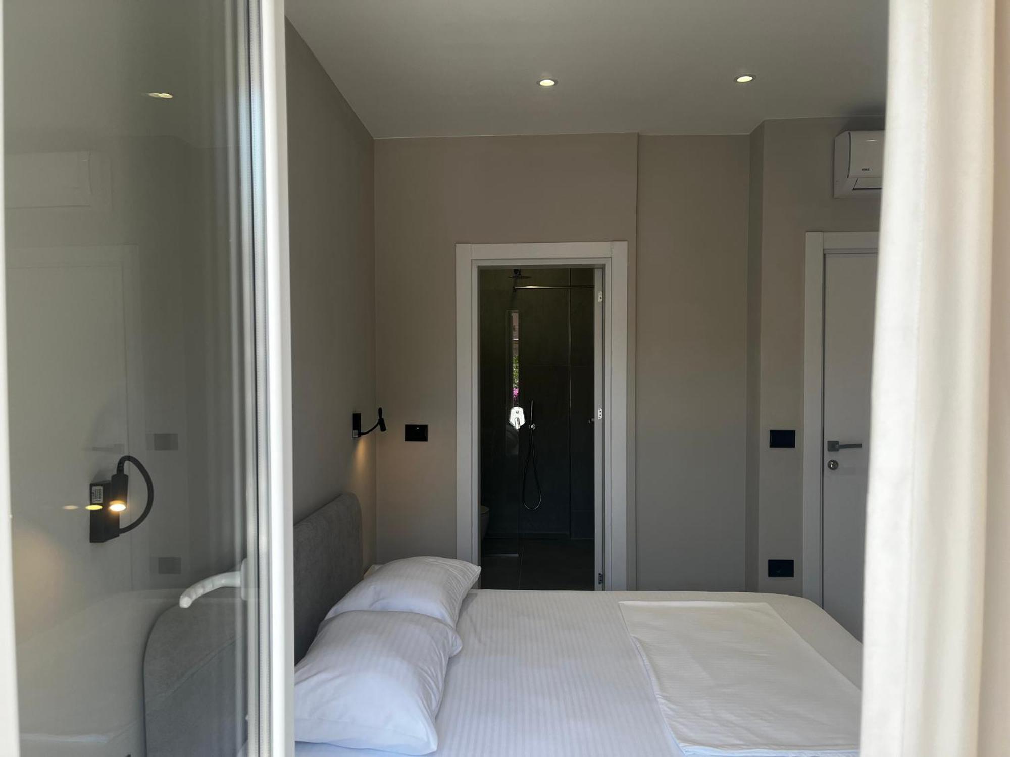 Vlorë Lian'S Rooms מראה חיצוני תמונה
