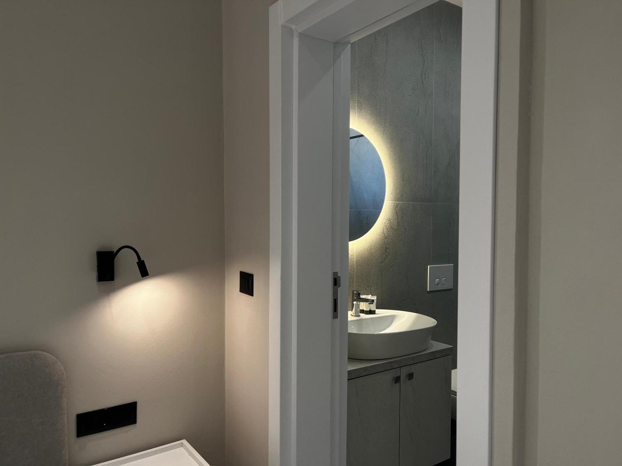 Vlorë Lian'S Rooms מראה חיצוני תמונה