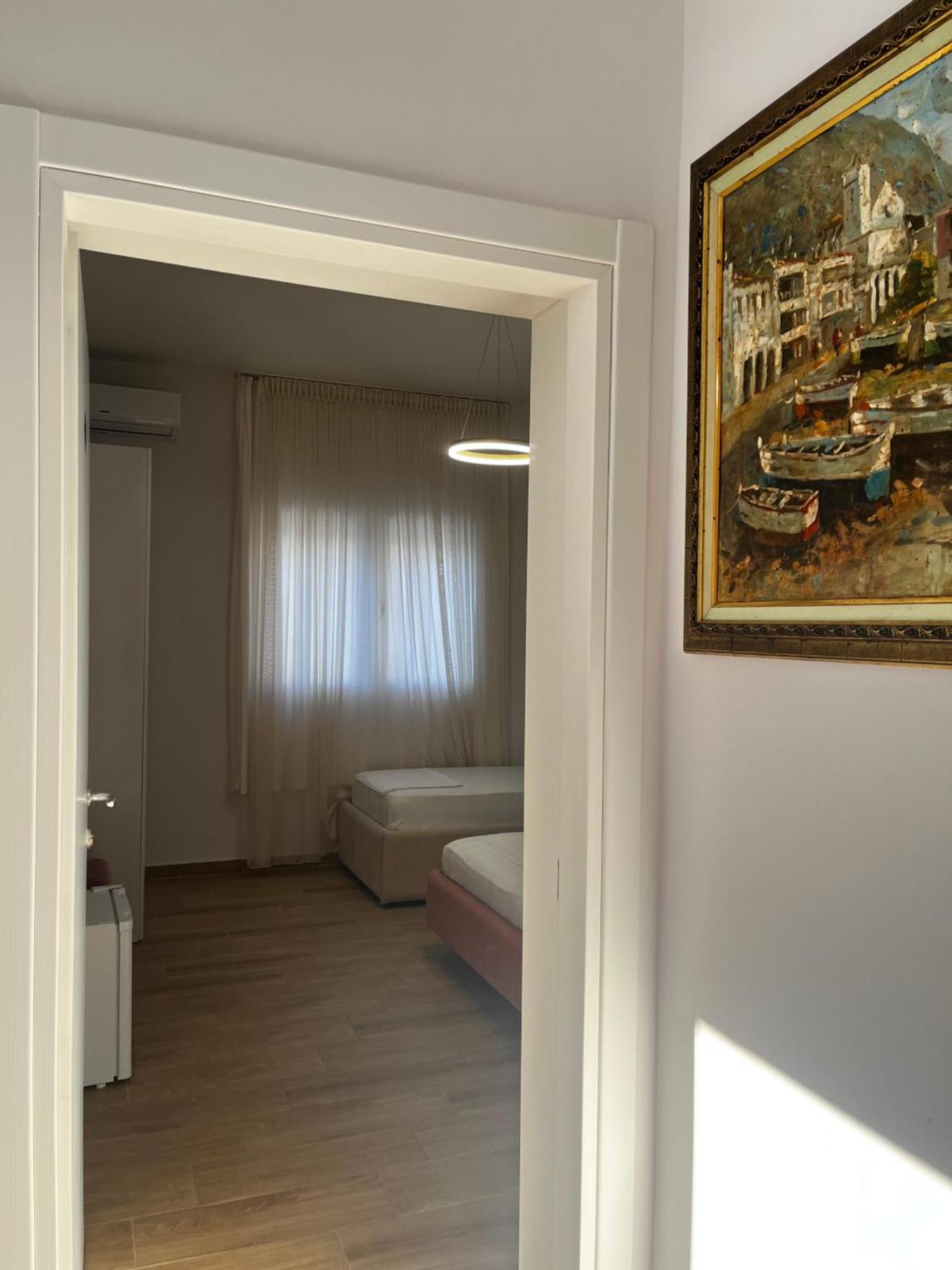 Vlorë Lian'S Rooms מראה חיצוני תמונה
