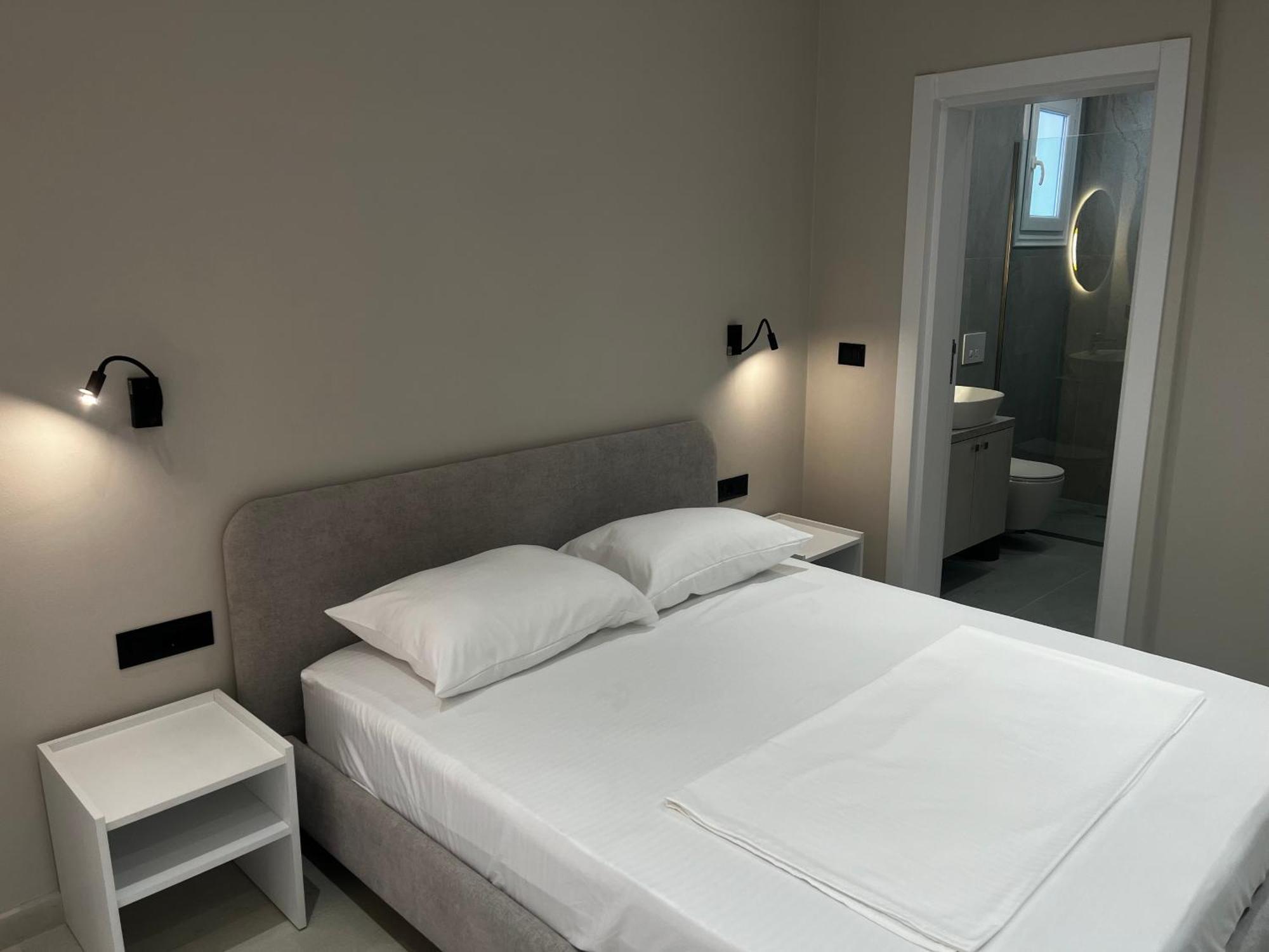 Vlorë Lian'S Rooms מראה חיצוני תמונה