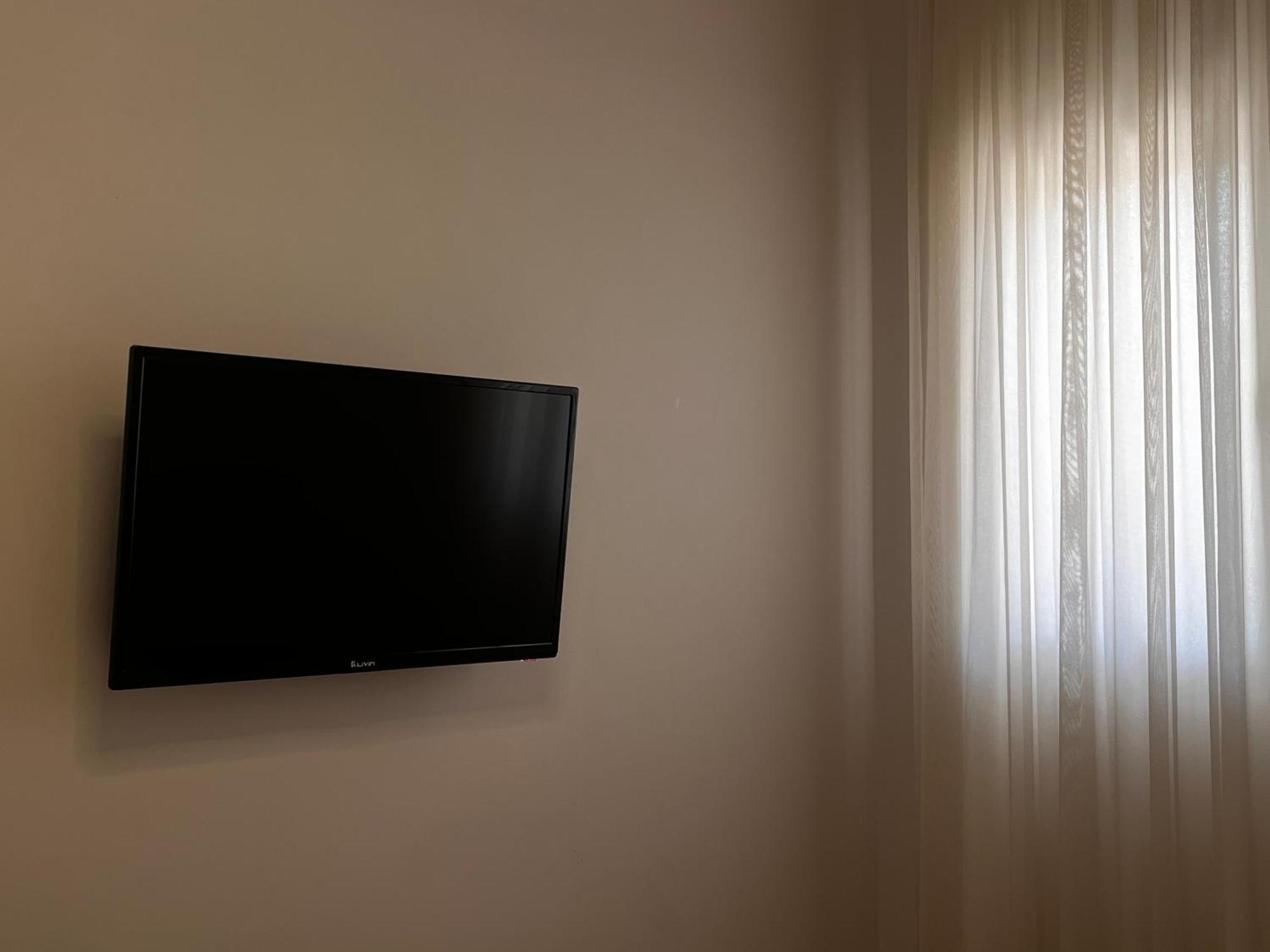 Vlorë Lian'S Rooms מראה חיצוני תמונה